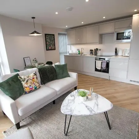 Apartment Cosy 1 Bed In Free Netlfix And Sky Tv And Coffee Machine Leeds (West Yorkshire)